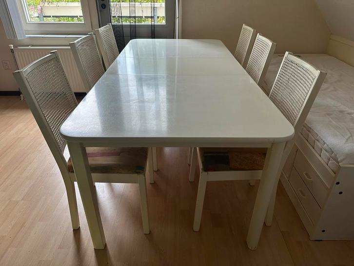 eettafel uitschuifbaar B90xL150-190xH72 met 6 stoelen wit, Huis en Inrichting, Complete eetkamers, Gebruikt, 4 tot 6 stoelen, Ophalen