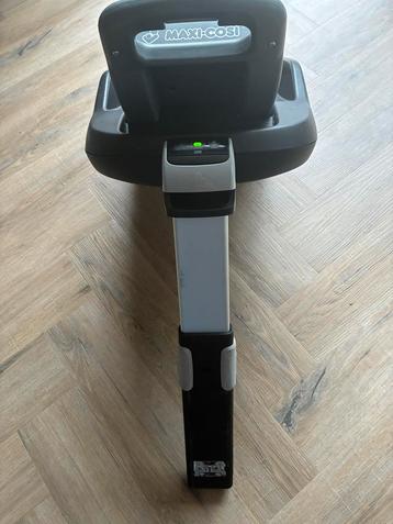 Maxi Cosi FamilyFix Isofix Base beschikbaar voor biedingen