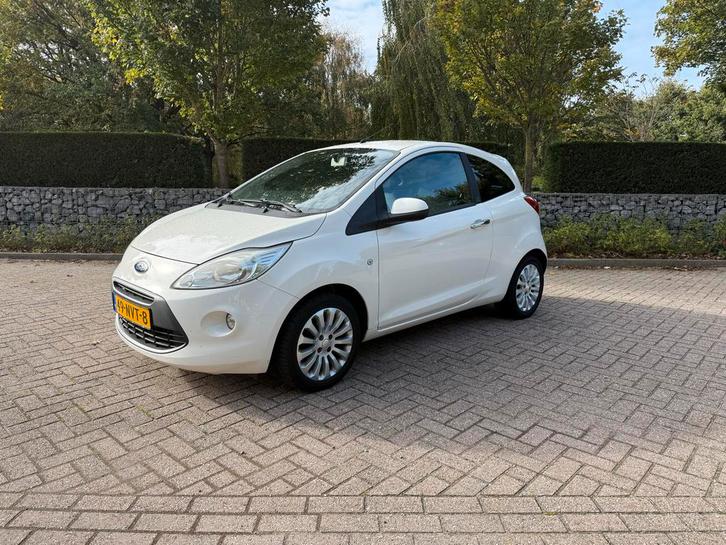 Ford Ka 1.2 69pk 2010 Wit NAP nieuwe apk!, Auto's, Ford, Bedrijf, Ka, Airconditioning, Radio, Benzine, B, Hatchback, Handgeschakeld