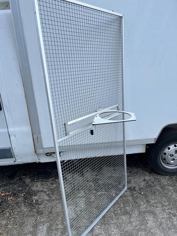 Te koop partij aluminium volière panelen beschikbaar voor biedingen