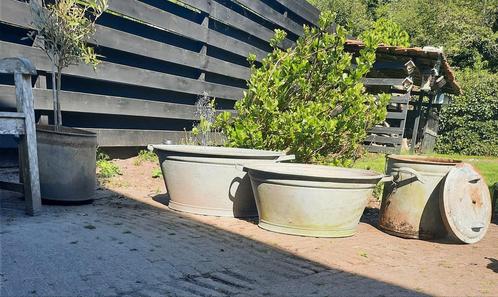 Zinken kookpot , tobbe, teil, gieter,  Brocante, landelijk, Tuin en Terras, Bloembakken en Plantenbakken, Gebruikt, Metaal, Tuin