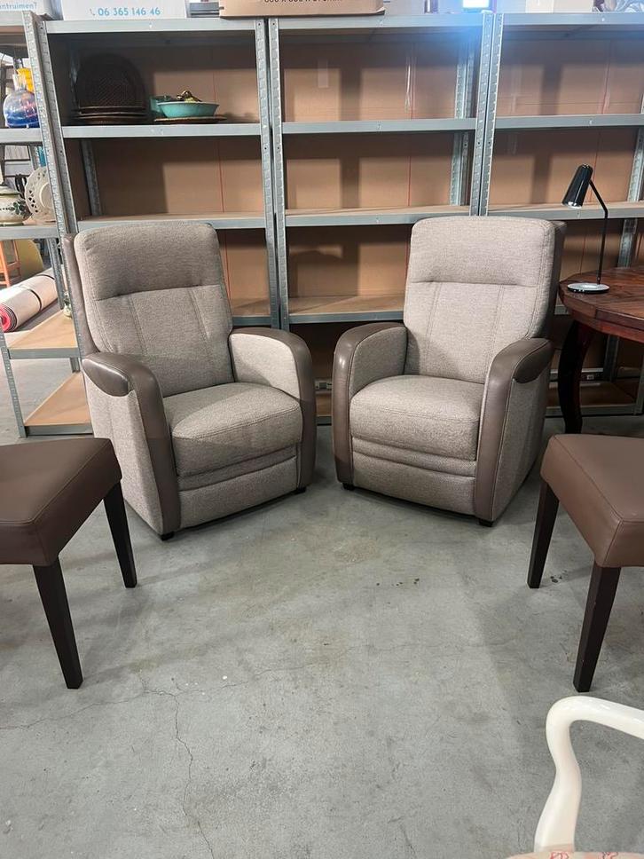 2 Comfort fauteuils | Stof & Leder | Tijdloos en Stevig, Huis en Inrichting, Stoelen, Zo goed als nieuw, Twee, Stof, Ophalen of Verzenden