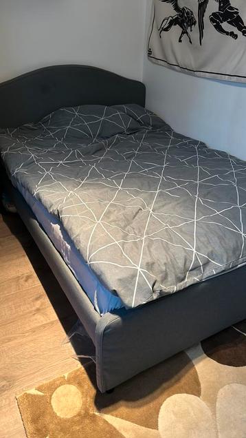 Ikea Bedframe - met Matrass 200x140 Negotiation Available - afbeelding 3