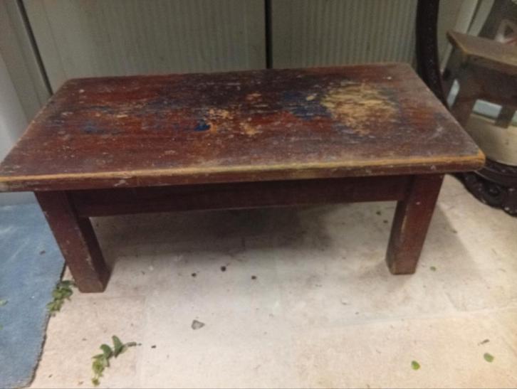 Houten krukje / voetenbankje / bankje, Huis en Inrichting, Stoelen, Gebruikt, Eén, Hout, Bruin, Ophalen of Verzenden