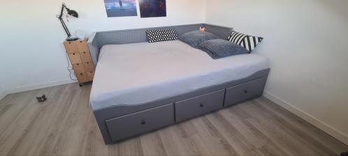 Ikea bed Hemnes / 1 of 2 persoons, Huis en Inrichting, Slaapkamer | Slaapbanken, Zo goed als nieuw, 160 cm, 200 cm, Tweepersoons