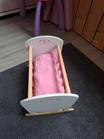 Poppen bedtje, Ophalen, Zo goed als nieuw, Babypop
