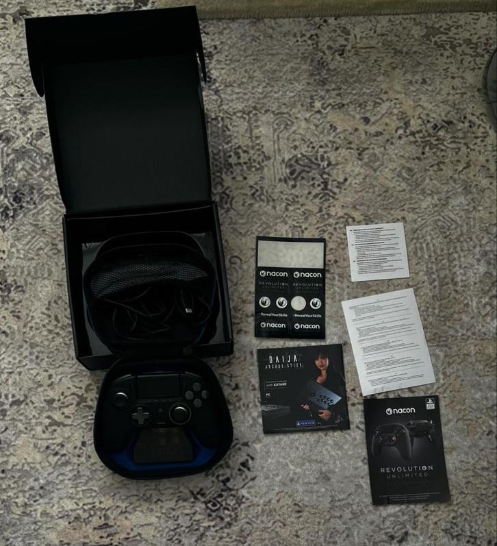 Nacon Revolution Unlimited controller (PS4/PC), Spelcomputers en Games, Spelcomputers | Sony PSP, Gebruikt, Overige modellen, Zwart