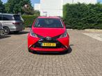 Toyota Aygo 1.0 VVT-i x-play Airco/ Camera/ Cruise control, Voorwielaandrijving, Stof, Gebruikt, 4 stoelen