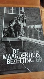 Paul van Riel Fotoreportage "De Maagdenhuis bezetting "'69, Boeken, Geschiedenis | Vaderland, Gelezen, 20e eeuw of later, Verzenden