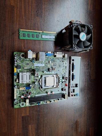 HP IPXSB-DM Moederbord + Intel CPU + 4GB DDR3 beschikbaar voor biedingen