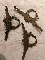 Koper, brons of messing ornamenten 3 stuks antiek, Ophalen