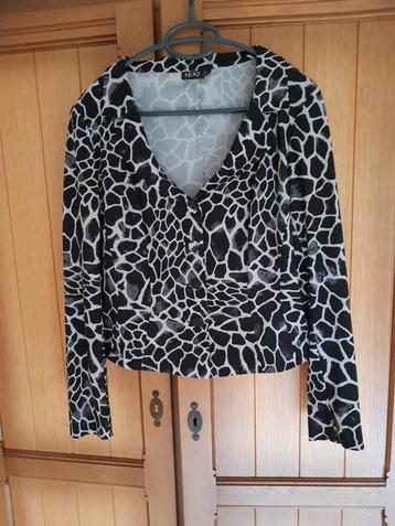 Blazer jasje van Moq maat 44 travelstof zwart wit beschikbaar voor biedingen