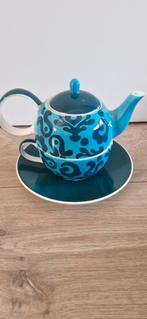 Thee set: kop, schotel en theepot. Tea for one, Huis en Inrichting, Keuken | Servies, Keramiek, Overige typen, Ophalen of Verzenden