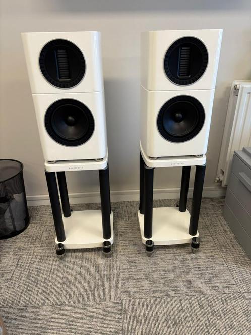 Wharfedale | Elysian 1 speakers  Wit | +Stands | 45% korting, Antiek en Kunst, Antiek | Bestek