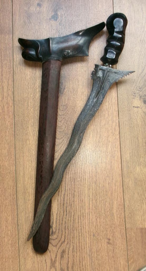 Balinese kris /keris, Antiek en Kunst, Kunst | Niet-Westerse kunst, Ophalen of Verzenden