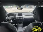 Mercedes-Benz B-klasse 180 Prestige | Navi | Leer | Trekhaak, 65 €/maand, Gebruikt, Euro 6, 4 cilinders