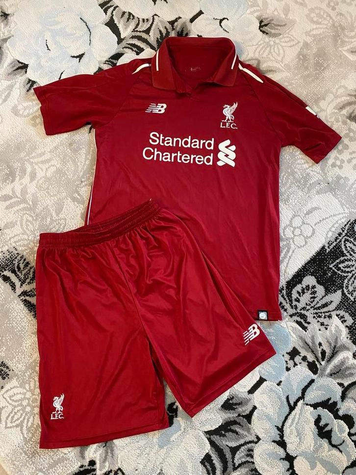 Liverpool x New Balance x Medium, Sport en Fitness, Voetbal, Shirt, Ophalen of Verzenden
