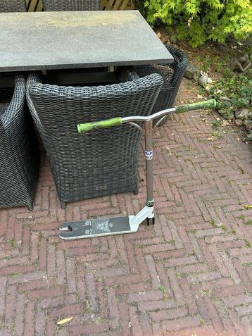 Lucky deck en Slam bar beschikbaar voor biedingen