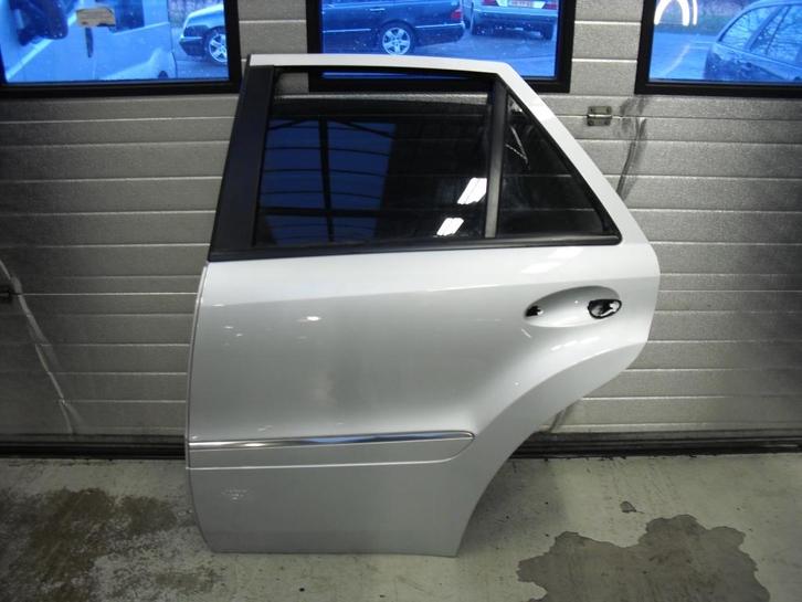 Linker achter portier - deur ML W164 Mercedes Benz, Auto-onderdelen, Carrosserie en Plaatwerk, Deur, Mercedes-Benz, Links, Gebruikt