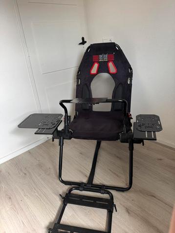 Next Level Racing PlaySeat Simulator Light beschikbaar voor biedingen