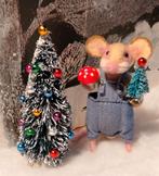 Kerst tafereel. Muis met kerstboom. In doosje. Naaldvilten.., Ophalen of Verzenden, Nieuw