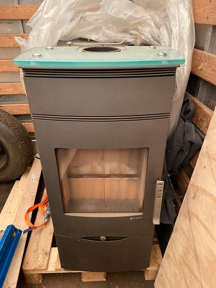 Koppe Nando Pelletkachel - Zonder Stroom!, Huis en Inrichting, Kachels, Zo goed als nieuw, Vrijstaand, Pelletkachel, Hout, Ophalen of Verzenden