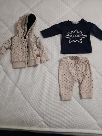 Gebruikte meisjes kleding maat 50 beschikbaar voor biedingen