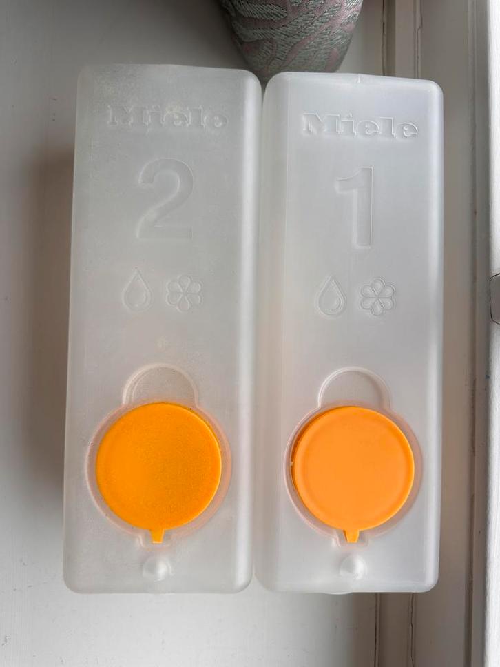 Miele TwinDos Navulreservoir - 2 Stuks, Witgoed en Apparatuur, Onderdelen en Toebehoren, Zo goed als nieuw, Ophalen of Verzenden