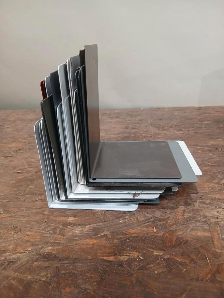 Boekensteunen Metaal - Set van 37 stuks, Huis en Inrichting, Woonaccessoires | Wandplanken en Boekenplanken, Gebruikt, Ophalen of Verzenden