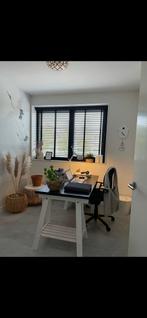 Bureau Ikea, Ophalen, In hoogte verstelbaar, Zo goed als nieuw