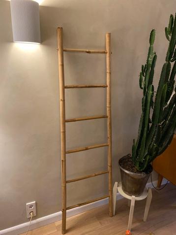 Bamboe Ladder - Decoratief & Functioneel beschikbaar voor biedingen
