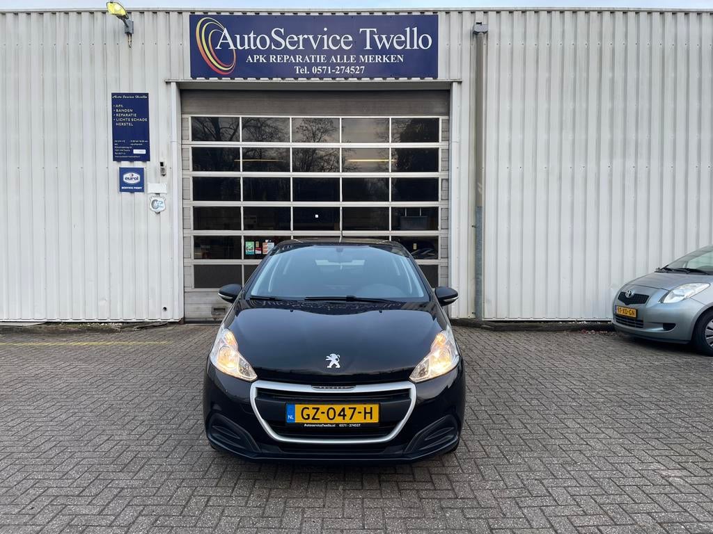 Peugeot 208 1.0 VTI 50KW/68PK 5-D 2015 Zwart, Origineel Nederlands, Bedrijf, 3 cilinders, Onderhoudsboekje