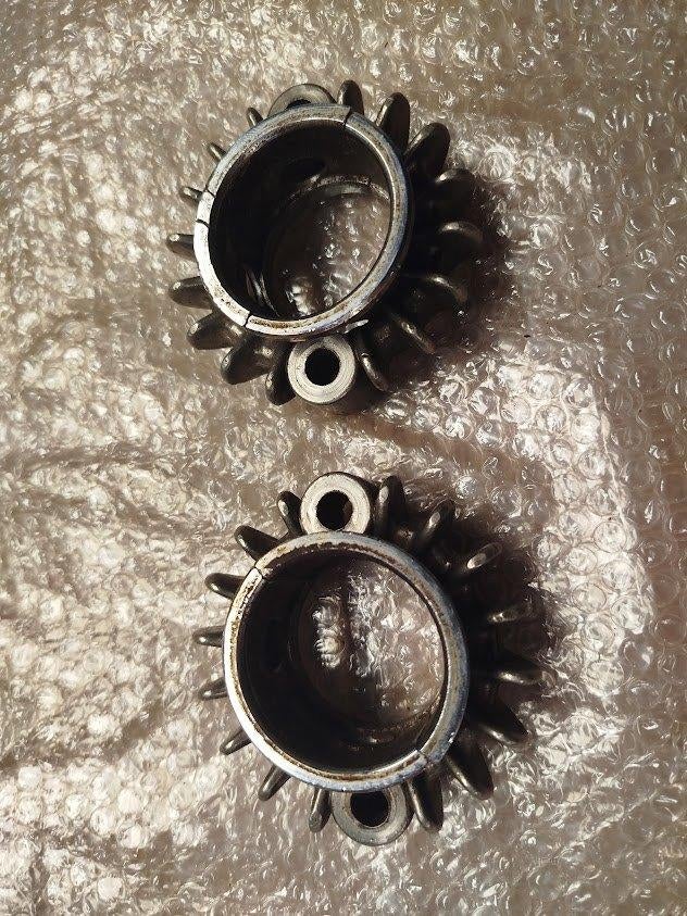 1972 Honda CB 350 Uitlaat wartels klemmen, Motoren, Ophalen of Verzenden, Gebruikt