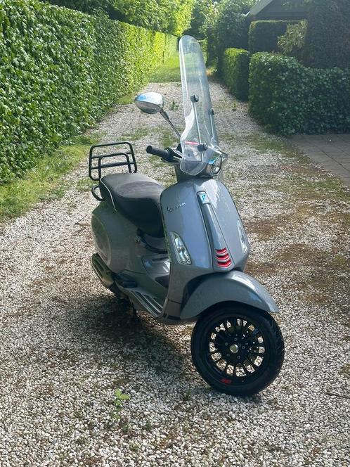 Vespa Sprint Iget 2018 Nardo Grijs, Fietsen en Brommers, Scooters | Vespa, Gebruikt, Ophalen of Verzenden