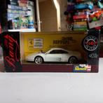 Mooie Witte Ferrari 348 tb.     Revell.  Nieuw in verpakking, Hobby en Vrije tijd, Modelauto's | 1:43, Ophalen of Verzenden, Zo goed als nieuw