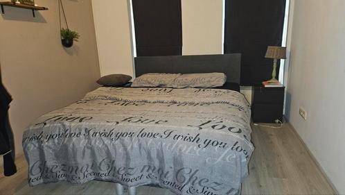Bed, Huis en Inrichting, Slaapkamer | Bedden, Gebruikt, Tweepersoons, 160 cm, 200 cm, Stof, Overige kleuren, Ophalen
