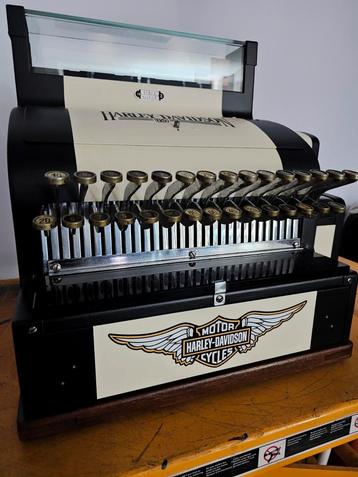 Antieke kassa "Harley Davidson" uitvoering  beschikbaar voor biedingen