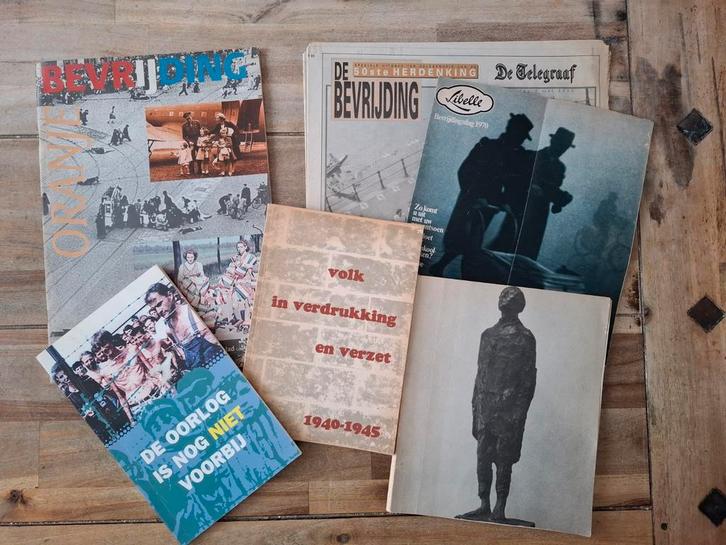 6 boeken over 2e wereldoorlog / bevrijding, Boeken, Oorlog en Militair, Zo goed als nieuw, Algemeen, Tweede Wereldoorlog, Ophalen of Verzenden