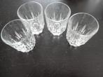 4 borrelglaasjes (4.5ds, 5cm zonder voet, 6 cm met voet), Verzamelen, Glas en Borrelglaasjes, Ophalen, Zo goed als nieuw, Borrel- of Shotglas