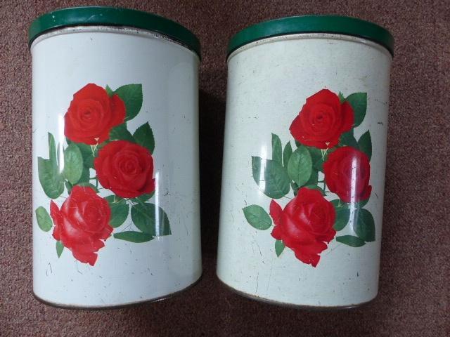 2 grote tomado blikken jaren 60 jaren 70, Verzamelen, Blikken, Gebruikt, Overige, Ophalen of Verzenden