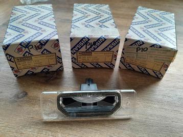 Orig. en Nieuw: Kentekenplaatverlichting Nissan Primera P10 beschikbaar voor biedingen