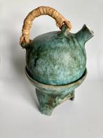 Stoer groen keramiek handgemaakt theepot & houder ART object, Ophalen of Verzenden