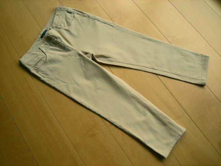 Mooie lichtbeige 7/8 broek GARDEUR type ZURI 42 snazzeys, Kleding | Dames, Broeken en Pantalons, Nieuw, Maat 42/44 (L), Beige