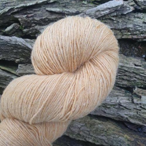 Dundaga 80/20 Merino/Sheep Wool 420m/100g Shortbread cookies, Hobby en Vrije tijd, Breien en Haken, Nieuw, Breien of Haken, Wol of Garen