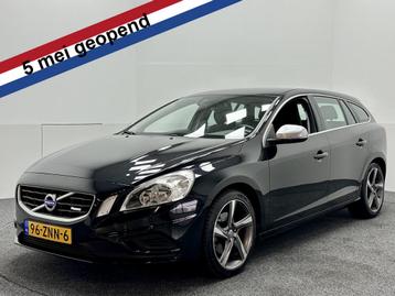 Volvo V60 1.6 T3 *R-Design* 1/2 Leder / Navigatie / Afn. Tre beschikbaar voor biedingen
