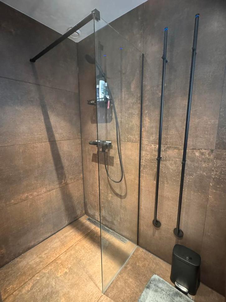 Douchewand zwart 60x200 cm, Huis en Inrichting, Badkamer | Badkamermeubels, Zo goed als nieuw, Overige typen, 150 tot 200 cm, 50 tot 100 cm