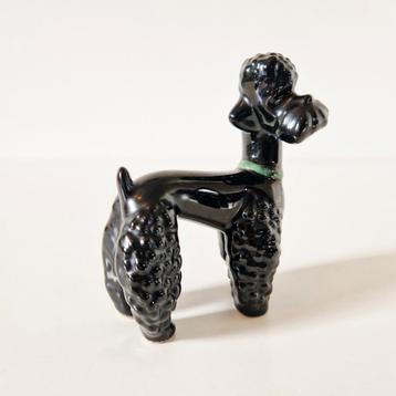 Vintage beeldje poedel hond Goebel beeldje beschikbaar voor biedingen