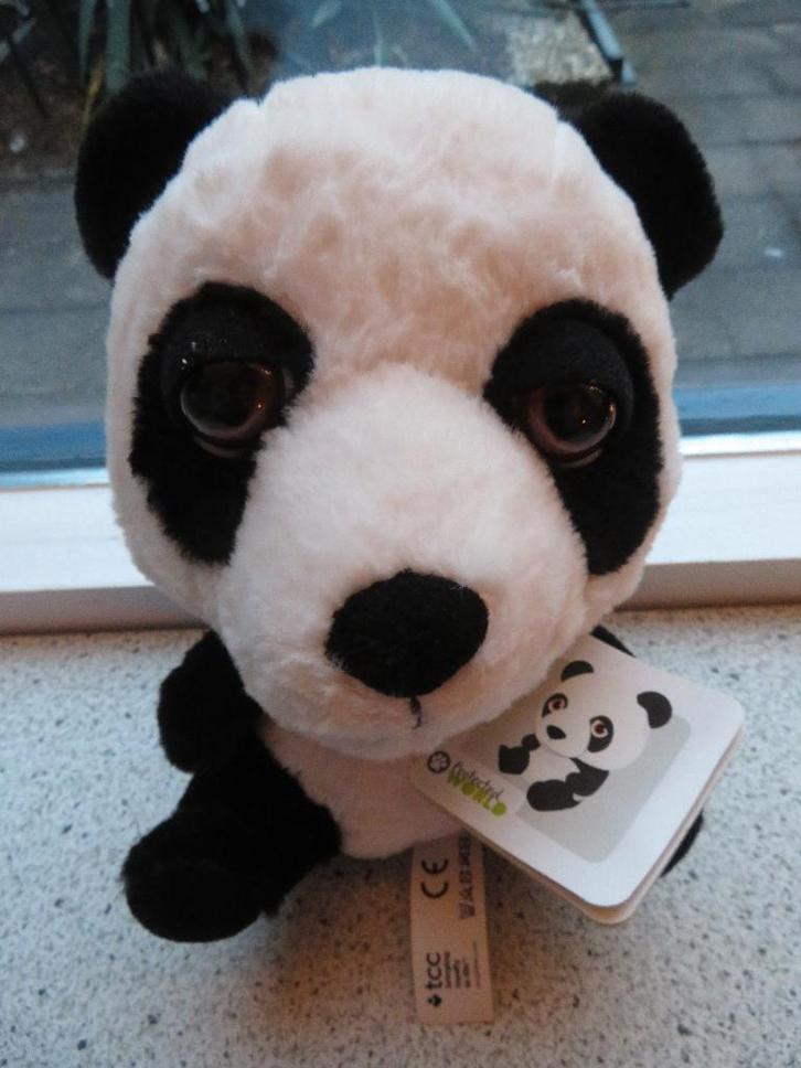 Pandabeer panda van TCC Global Protected World, Kinderen en Baby's, Speelgoed | Knuffels en Pluche, Nieuw, Beer, Ophalen of Verzenden