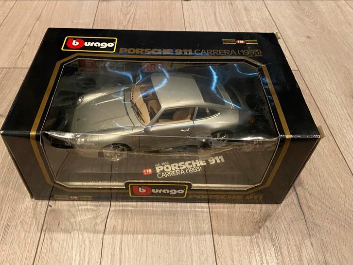 Bburago Porsche 911 Carrera uit 1993 (type 993) 1:18, Hobby en Vrije tijd, Modelauto's | 1:18, Zo goed als nieuw, Auto, Bburago