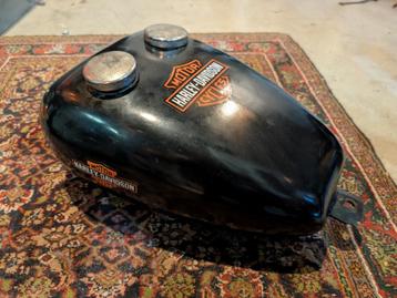 Harley Davidson Mustang tank beschikbaar voor biedingen